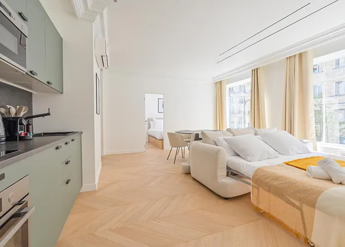 Luxurious & Famous Parisian Flat 公寓